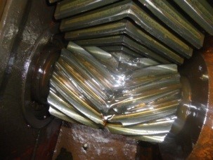 low speed pinion